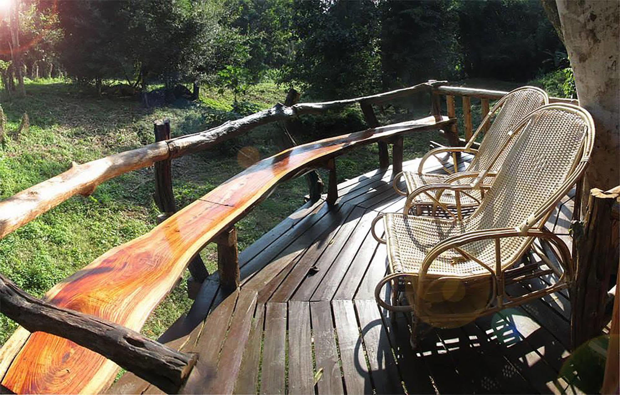 Rabeang Pasak Treehouse Resort Chiang Mai Esterno foto